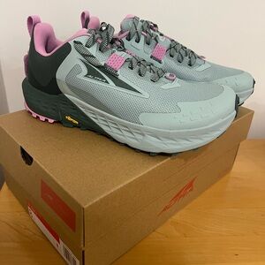 Altra Women's Timp 5 Running Shoes - Macaw/Forest - Size 8 - NIB